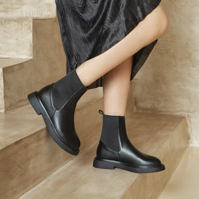 2021 Autumn/Winter Women Shoes Cow Leather Low Heel Round Toe Women Boots Fashion Chelsea Boots Slip-on Mordern Boots for Girls
2021 Autumn/Winter Women Shoes Cow Leather Low Heel Round Toe Women Boots Fashion Chelsea Boots Slip-on Mordern Boots for Girls