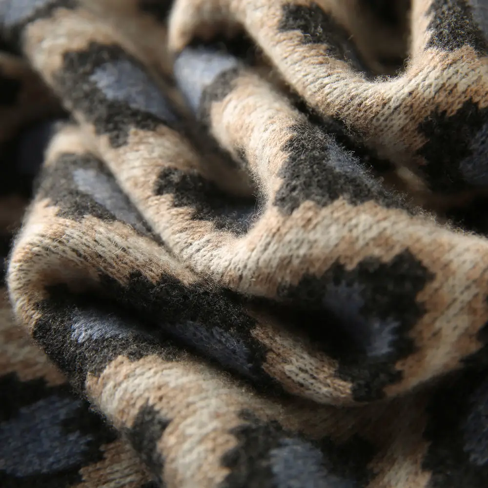 Nini Beibei Fashion Leopard Print Winter Sweater Holiday 2021 Slim Fall Pullover Long Sleeve Pullover Knitwear Khaki Ladies Swea
Nini Beibei Fashion Leopard Print Winter Sweater Holiday 2021 Slim Fall Pullover Long Sleeve Pullover Knitwear Khaki Ladies Swea