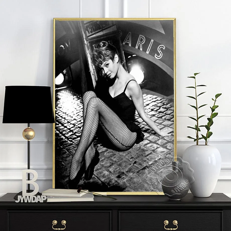 Brigitte Bardot French Fashion Poster and Prints Black and White Sexy Model Wall Pictures Canvas Painting Wall Art Home Decor
Brigitte Bardot French Fashion Poster and Prints Black and White Sexy Model Wall Pictures Canvas Painting Wall Art Home Decor