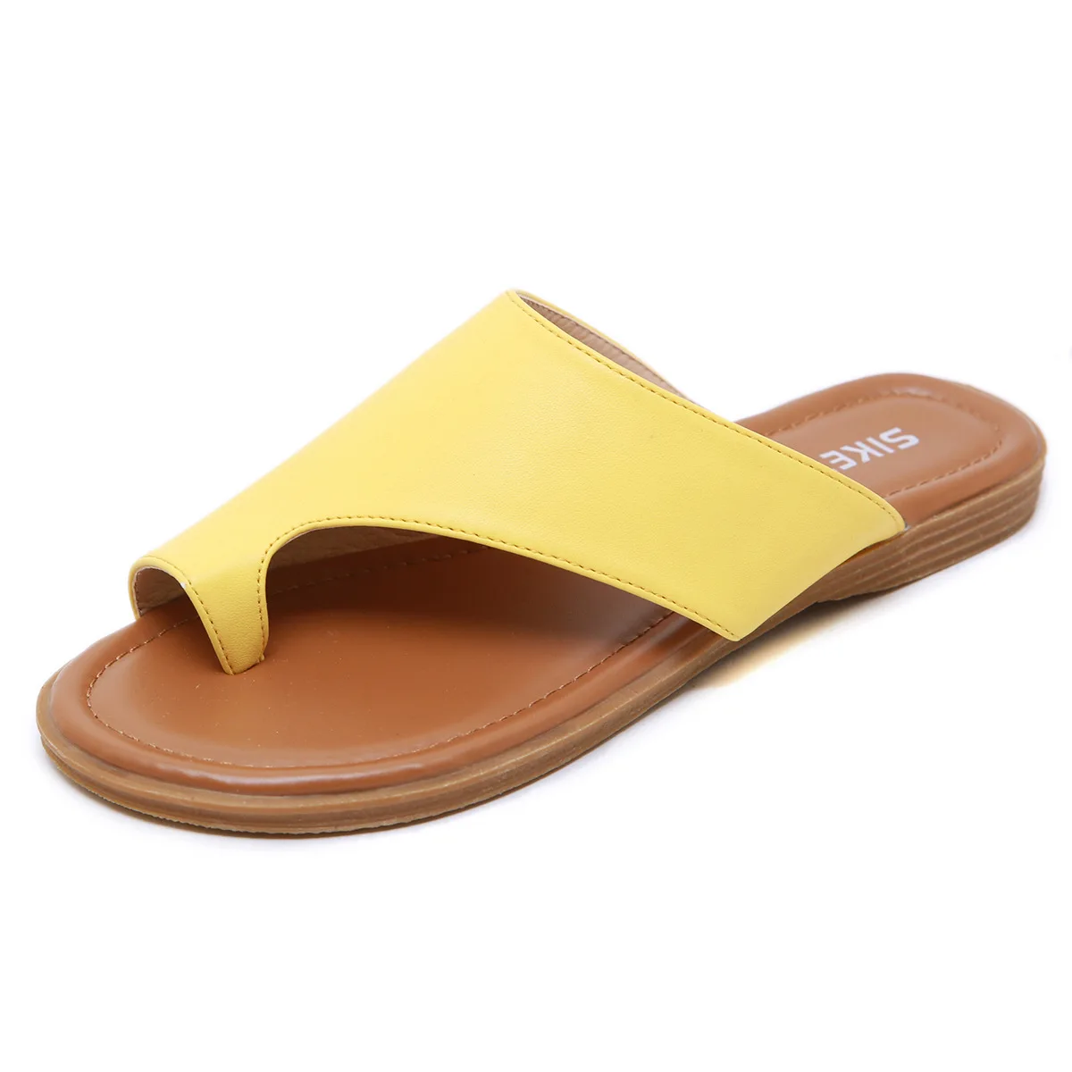 2021 Summer European and American set toe sandals beach large size casual flat shoes Large size
2021 Summer European and American set toe sandals beach large size casual flat shoes Large size