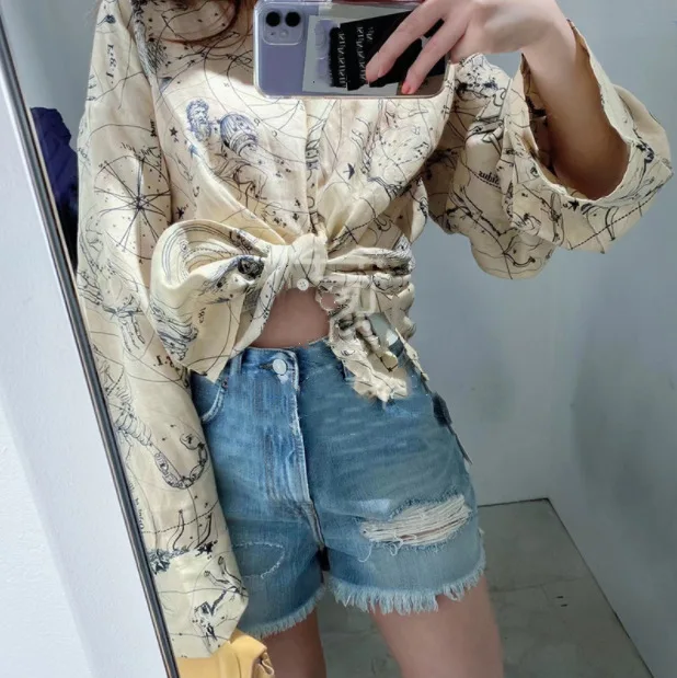 Geometric Letters Print Women Long Sleeve Blouse 2021 New Summer Ladies Turn Down Collar Mid-Length Shirt Tops with Buttons
Geometric Letters Print Women Long Sleeve Blouse 2021 New Summer Ladies Turn Down Collar Mid-Length Shirt Tops with Buttons