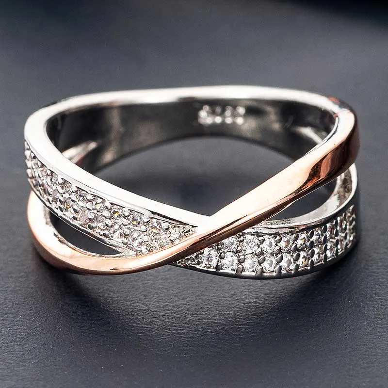 Wedding Trendy Jewelry Dazzling CZ Stone Large Modern Rings Newest Fresh Two Tone X Shape Cross Ring for Women
Wedding Trendy Jewelry Dazzling CZ Stone Large Modern Rings Newest Fresh Two Tone X Shape Cross Ring for Women