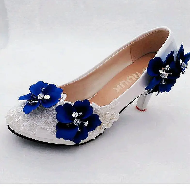 9CM blue flower wedding pumps shoes woman handmade sweet designer royal blue flowers lace platforms pumps shoes bride plus size
9CM blue flower wedding pumps shoes woman handmade sweet designer royal blue flowers lace platforms pumps shoes bride plus size