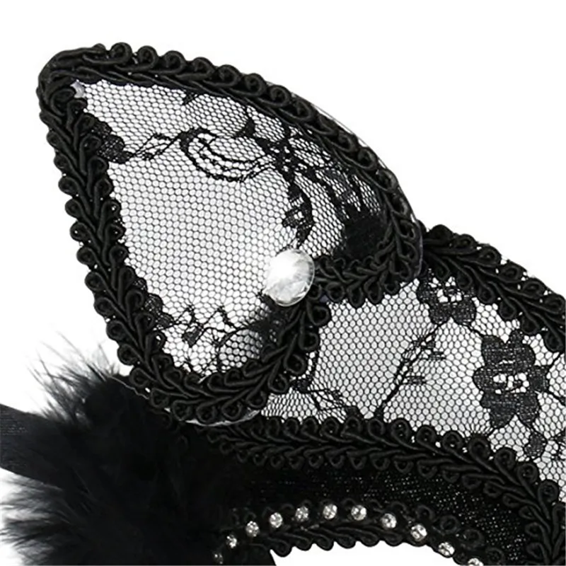 Luxury Venetian Masquerade Cat Mask Women Girls Sexy Lace Black Cat Eye Mask for Fancy Dress Christmas Halloween Party Props 
Luxury Venetian Masquerade Cat Mask Women Girls Sexy Lace Black Cat Eye Mask for Fancy Dress Christmas Halloween Party Props