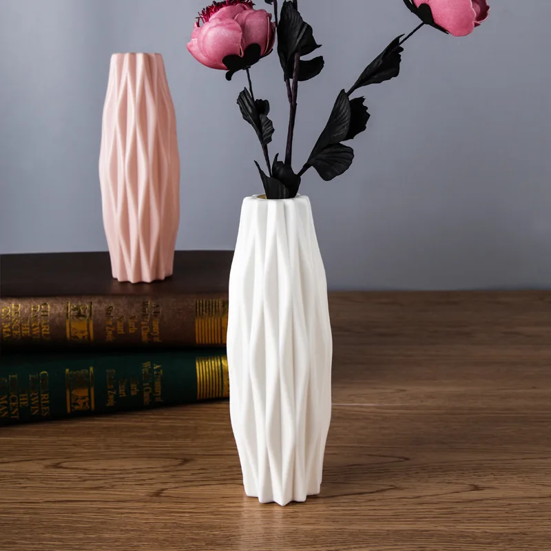 Creative New Product Drop Resistant Vase Round Mouth Plastic Vase Simple Nordic Color Plastic Vase
Creative New Product Drop Resistant Vase Round Mouth Plastic Vase Simple Nordic Color Plastic Vase