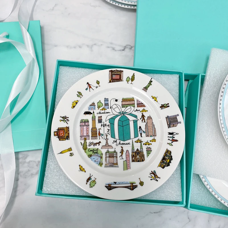 2 pcs plates per set Western Dish Steak Dish Snack Plate Luxury Dinner Plates with original packing Blue color plate
2 pcs plates per set Western Dish Steak Dish Snack Plate Luxury Dinner Plates with original packing Blue color plate