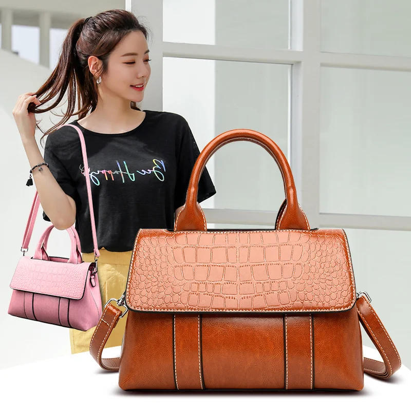 Portable Bag Women's Bag 2021 New Fashion Soft Leather Single Shoulder Bag Middle-aged Mother's Bag Crocodile Pattern Messenger
Portable Bag Women's Bag 2021 New Fashion Soft Leather Single Shoulder Bag Middle-aged Mother's Bag Crocodile Pattern Messenger