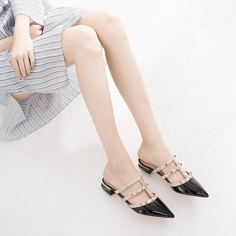 women sandals and slippers female summer wear single shoes pointed rivet fashion thick-heeled loafer shoes
women sandals and slippers female summer wear single shoes pointed rivet fashion thick-heeled loafer shoes