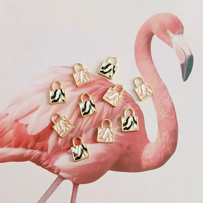 10 pcs/lot Hot Selling Cute Exquisite Bags Buttons Drip Oil Alloy Pendant Accessories DIY jewelry Storage-Box Snaps-Buttons
10 pcs/lot Hot Selling Cute Exquisite Bags Buttons Drip Oil Alloy Pendant Accessories DIY jewelry Storage-Box Snaps-Buttons