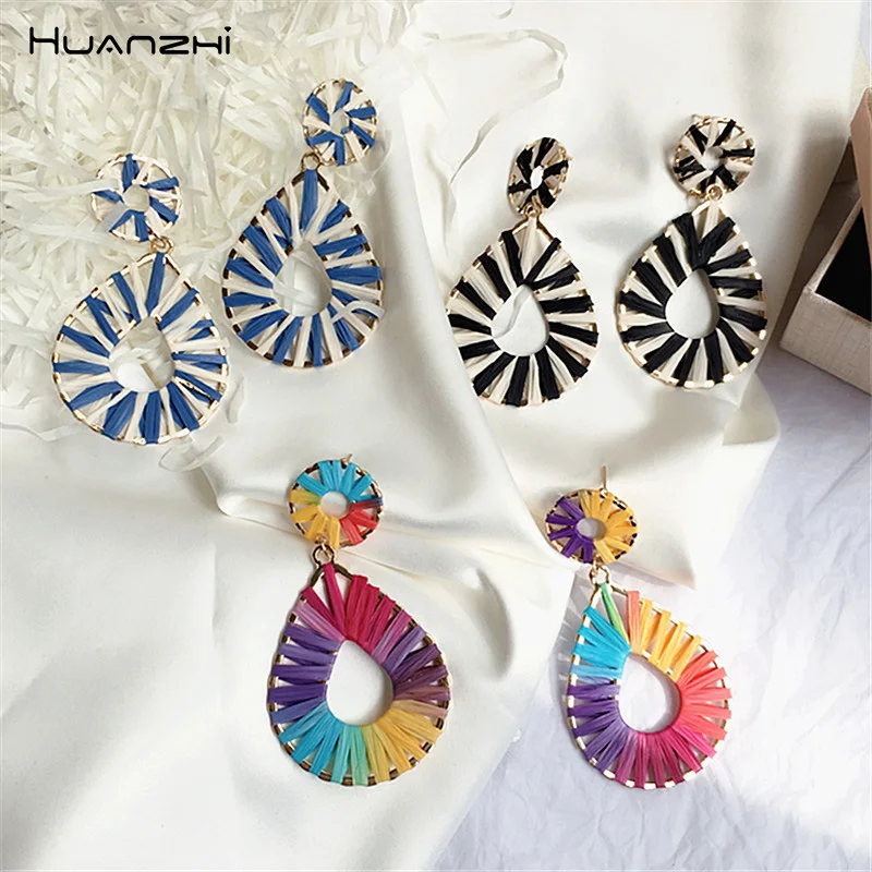 Ethnic Style Colorful Raffia Weaving Earrings Gradient Wire Winding Drop-Shaped Hollow Pendant Earrings for Women Girls Jewelry
Ethnic Style Colorful Raffia Weaving Earrings Gradient Wire Winding Drop-Shaped Hollow Pendant Earrings for Women Girls Jewelry