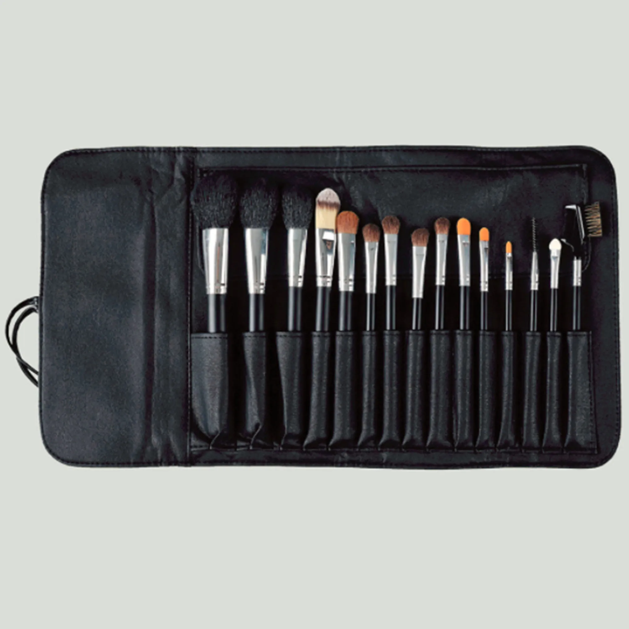 15 шт. Волосные животные черный серебристый Кисточки для макияжа комплект с роликом мешок для сбора 2021 пользовательские кисти для макияжа
15 шт. Волосные животные черный серебристый Кисточки для макияжа комплект с роликом мешок для сбора 2021 пользовательские кисти для макияжа