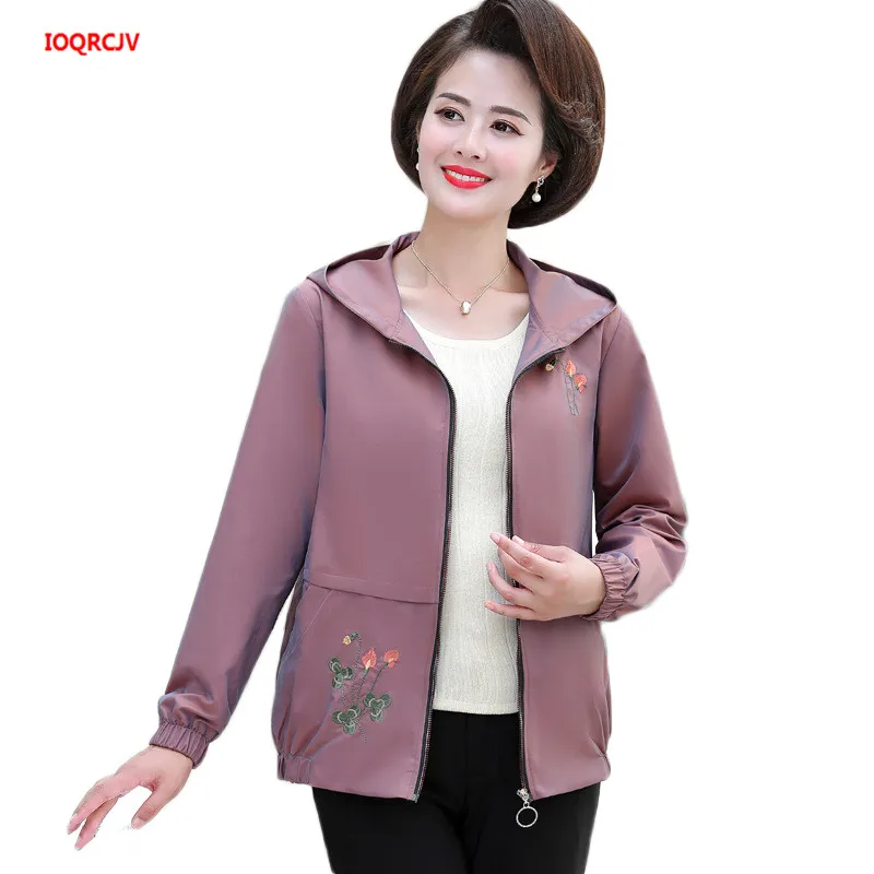 

Elegant Middle-aged Women's Spring Autumn Coat New Loose Large Size Embroidery Short Overcoat Long-sleeved Hooded Jacket W31