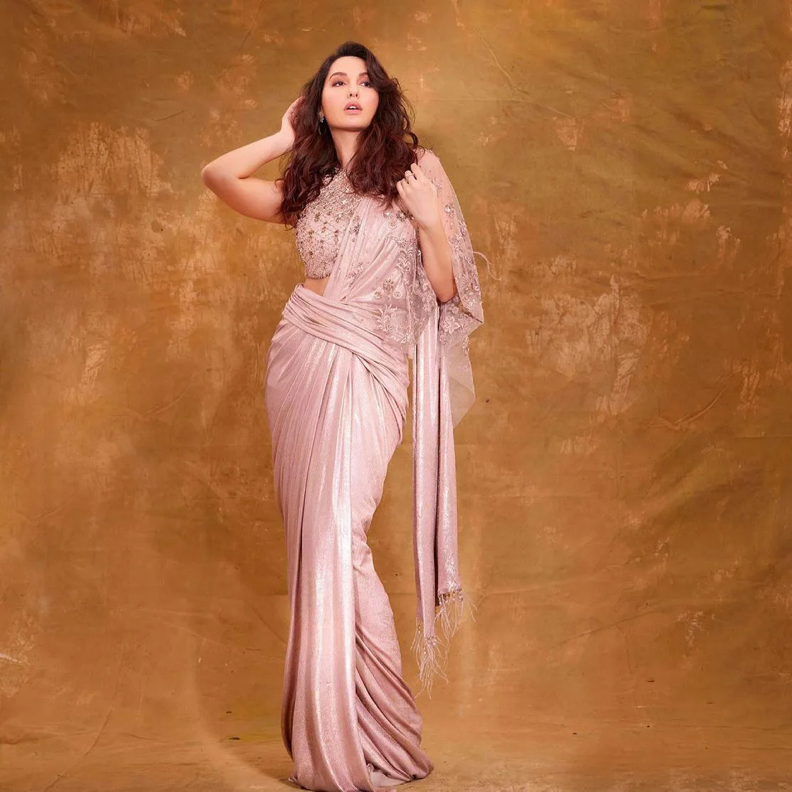 Fashion Pick Celebrity Dubai Caftan Evening Dress Beadings Crystals Summer Dresses Applique A-Line Floor Length Vestidos De Gala
Fashion Pick Celebrity Dubai Caftan Evening Dress Beadings Crystals Summer Dresses Applique A-Line Floor Length Vestidos De Gala