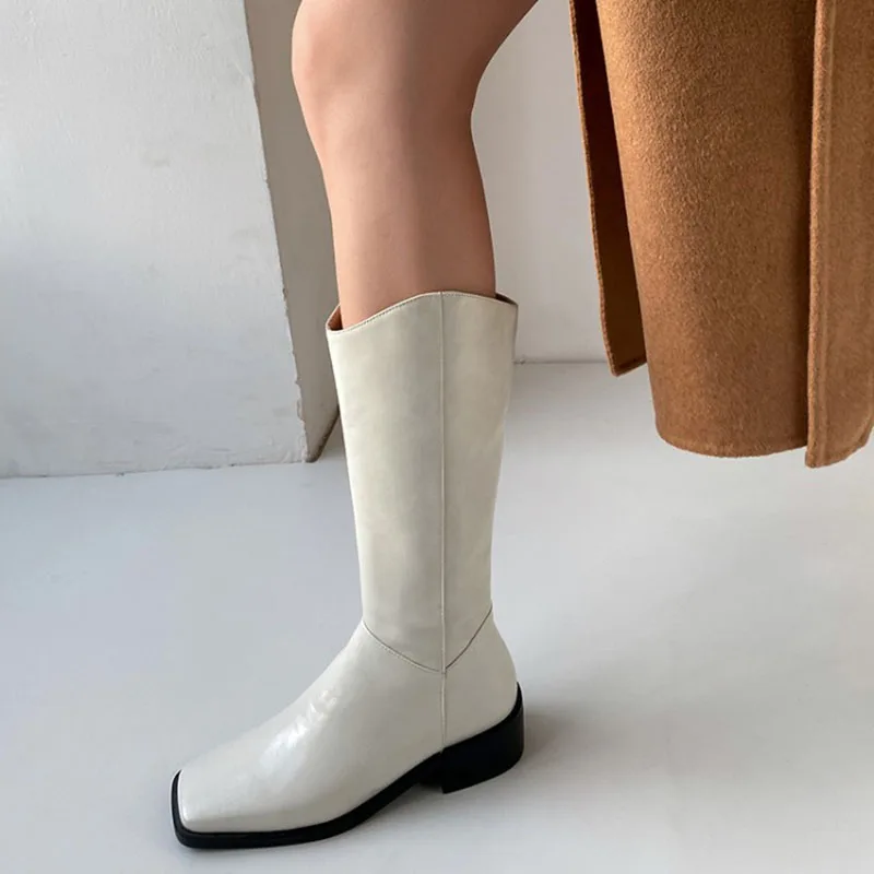High Boots 2021 Autumn And Winter New Thick Heel Square Head Orange Boots White Women's Boots Are Fashionable Exquisite And
High Boots 2021 Autumn And Winter New Thick Heel Square Head Orange Boots White Women's Boots Are Fashionable Exquisite And