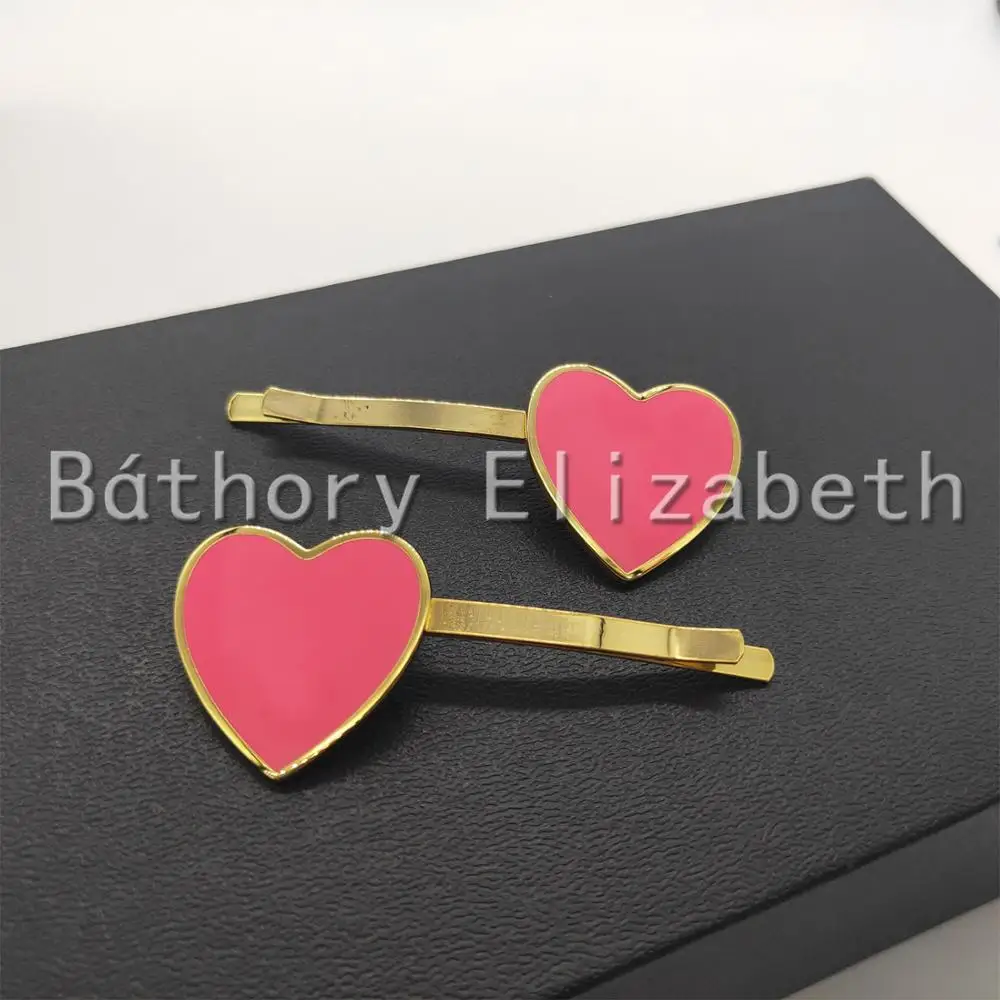 Bthory Elizabeth Fashion Heart Hair Clip Women Hair Barrette Stick Snap Hair Clips Hairpin Hair Styling Accessories
Bthory Elizabeth Fashion Heart Hair Clip Women Hair Barrette Stick Snap Hair Clips Hairpin Hair Styling Accessories