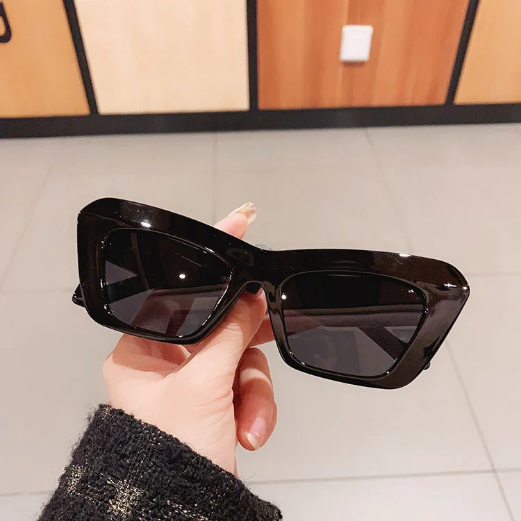 Women Luxury Square Cat Eye Sunglasses Lady Oversized Original Brand Design Sun Glasses Female Men Fashion Blue Shades Eyewear
Women Luxury Square Cat Eye Sunglasses Lady Oversized Original Brand Design Sun Glasses Female Men Fashion Blue Shades Eyewear
