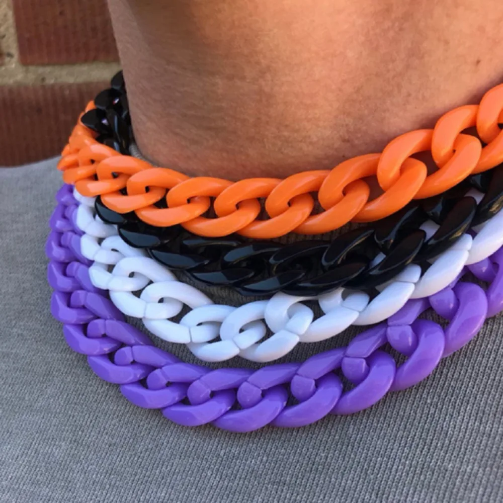 New Acrylic Chain Exaggerated Personalized Color Chain Buckle Short Men's Gothic Chain Necklace
New Acrylic Chain Exaggerated Personalized Color Chain Buckle Short Men's Gothic Chain Necklace