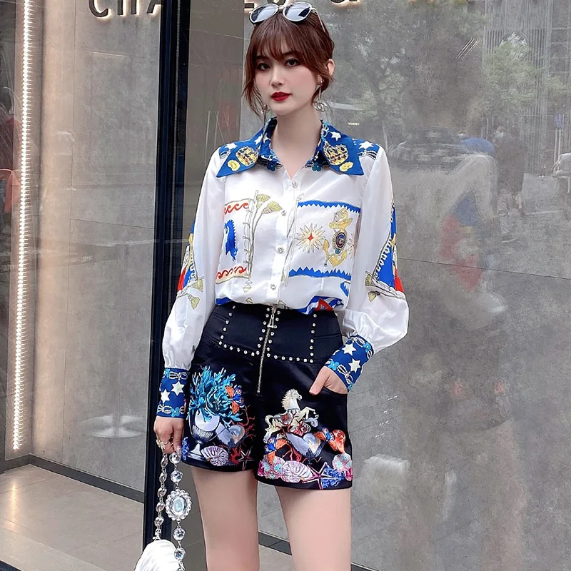 Fashion Summer New Female Sets Fantastic Diamonds Blouse + Shorts Charming Exquisite Print Office Style Two-Piece Suits
Fashion Summer New Female Sets Fantastic Diamonds Blouse + Shorts Charming Exquisite Print Office Style Two-Piece Suits