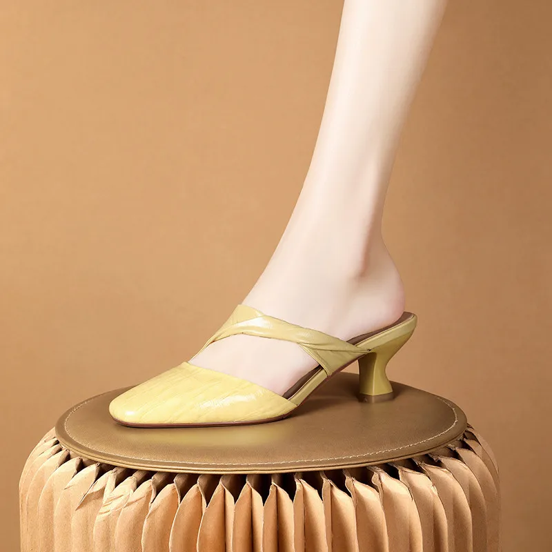 MEMUNIA Top Quality High Heels Slipper Women Genuine Leather Shoes Square Toe Solid Colors Summer Slipper Women Yellow 2021
MEMUNIA Top Quality High Heels Slipper Women Genuine Leather Shoes Square Toe Solid Colors Summer Slipper Women Yellow 2021