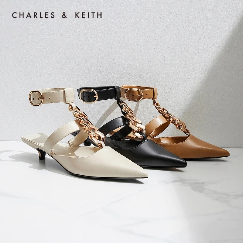 CHARLES&KEITHНовинка на летом 2021 CK1-60920256 Женские босоножки на среднем каблуке с острым носком
CHARLES&KEITHНовинка на летом 2021 CK1-60920256 Женские босоножки на среднем каблуке с острым носком