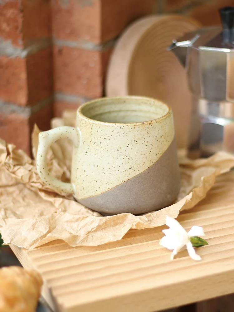 Vintage Coffee Cup Set Ceramic Mug with Handle Japanese Espresso Cups Taza Personalizada Tazas De Cafe Vintage Couple Gifts
Vintage Coffee Cup Set Ceramic Mug with Handle Japanese Espresso Cups Taza Personalizada Tazas De Cafe Vintage Couple Gifts