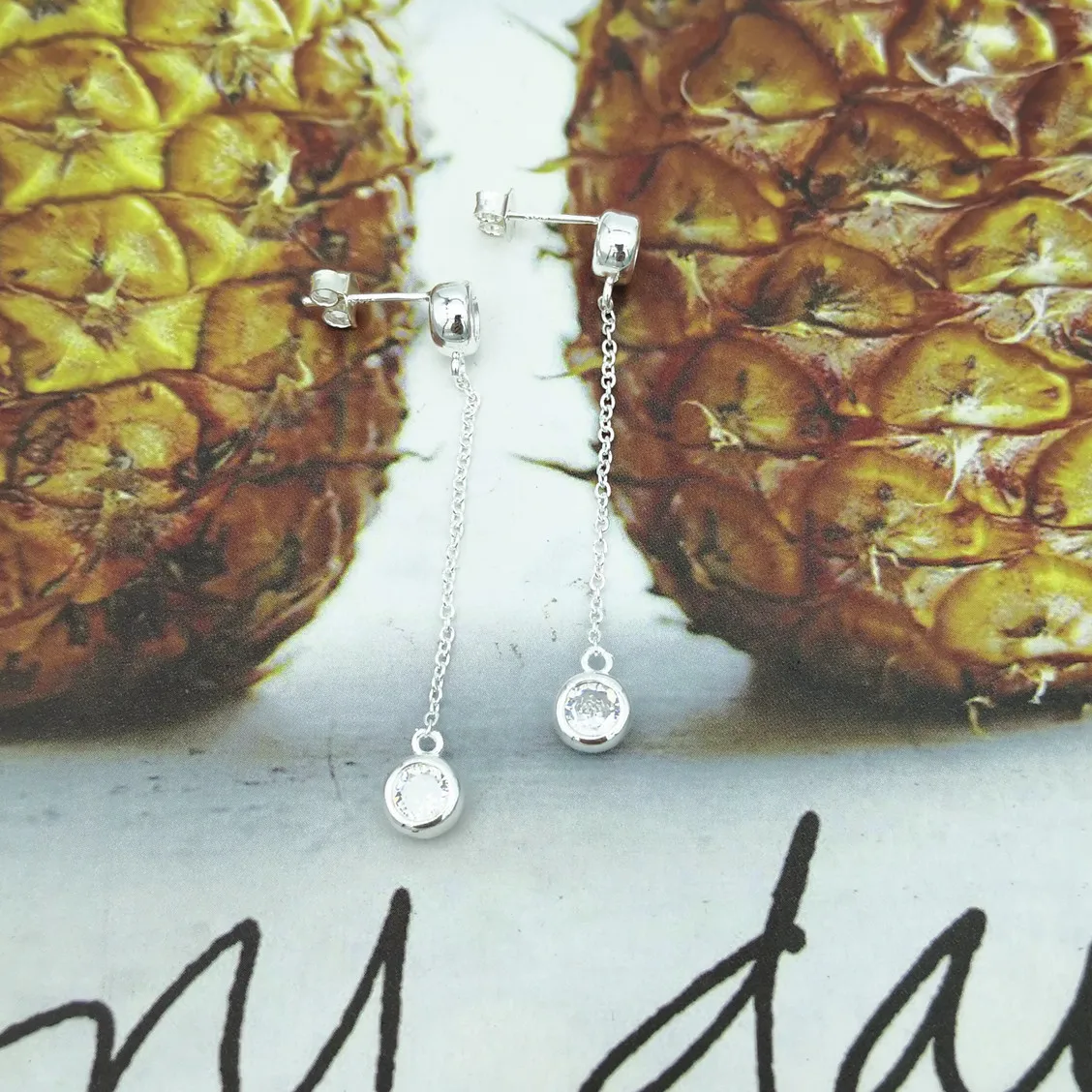 Sterling silver 925 classic fashion double zircon ladies earrings jewelry holiday gift
Sterling silver 925 classic fashion double zircon ladies earrings jewelry holiday gift