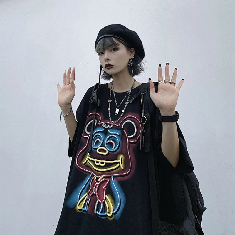 Original Summer INS Harajuku Style Hand-painted Cartoon Loose Wild Short-sleeved T-shirt Men and Women Tops
Original Summer INS Harajuku Style Hand-painted Cartoon Loose Wild Short-sleeved T-shirt Men and Women Tops