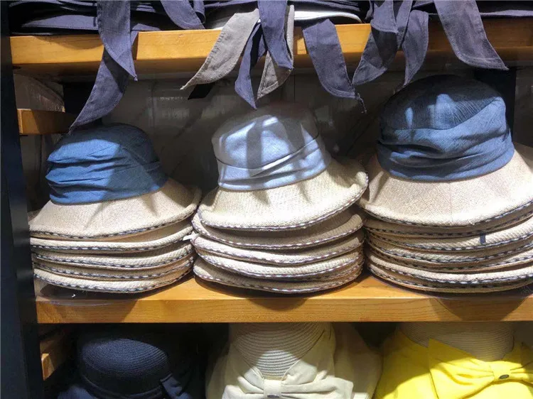 202103-2508328 new summer cloth patchwork paper brim beach holiday casual lady sun cap women leisure hat
202103-2508328 new summer cloth patchwork paper brim beach holiday casual lady sun cap women leisure hat