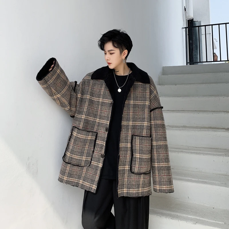 2019 Men Autumn Winter Vintage Fashion Faux Fur Thick Plaid Jacket Overcoat Male Streetwear Hip Hop Loose Casual Coat Outerwear
2019 Men Autumn Winter Vintage Fashion Faux Fur Thick Plaid Jacket Overcoat Male Streetwear Hip Hop Loose Casual Coat Outerwear