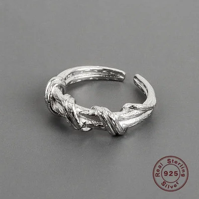 Real Original Ribbon Knotted Tangled Fine 925 Sterling Silver Jewelry Rings Resizable Ring for Women Men Fashion Accessories
Real Original Ribbon Knotted Tangled Fine 925 Sterling Silver Jewelry Rings Resizable Ring for Women Men Fashion Accessories