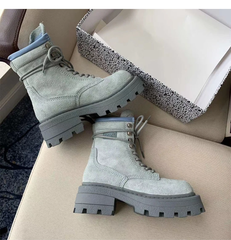 VALLU 2020 winter thick bottom leather lace-up square head short boots women outdoor casual women's boots
VALLU 2020 winter thick bottom leather lace-up square head short boots women outdoor casual women's boots