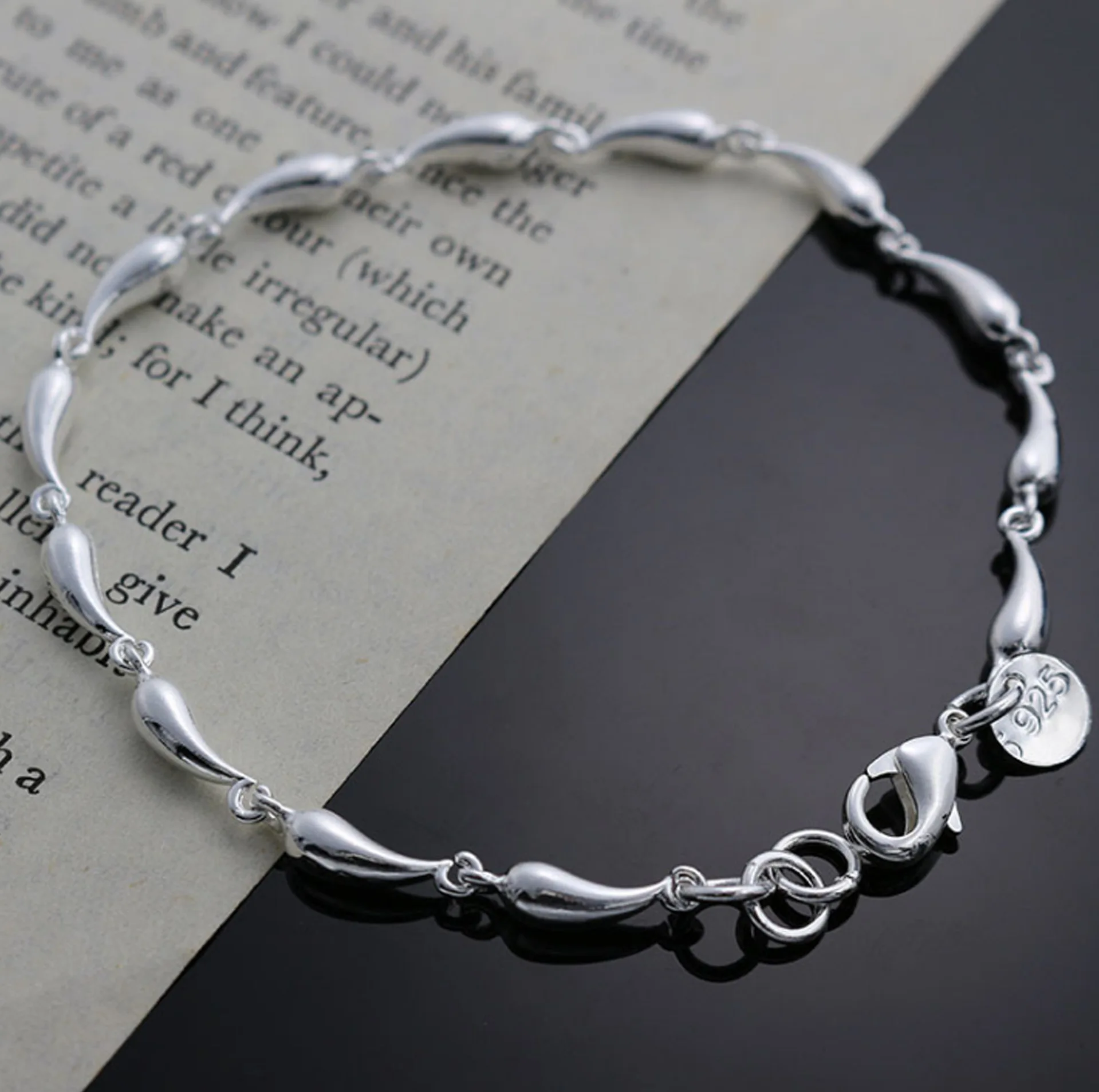 Bohemian Style Silver Plated Water Drop Bracelet Charm Women Necklace Summer Beach Party Jewelry Accessories Anniversary Gift
Bohemian Style Silver Plated Water Drop Bracelet Charm Women Necklace Summer Beach Party Jewelry Accessories Anniversary Gift