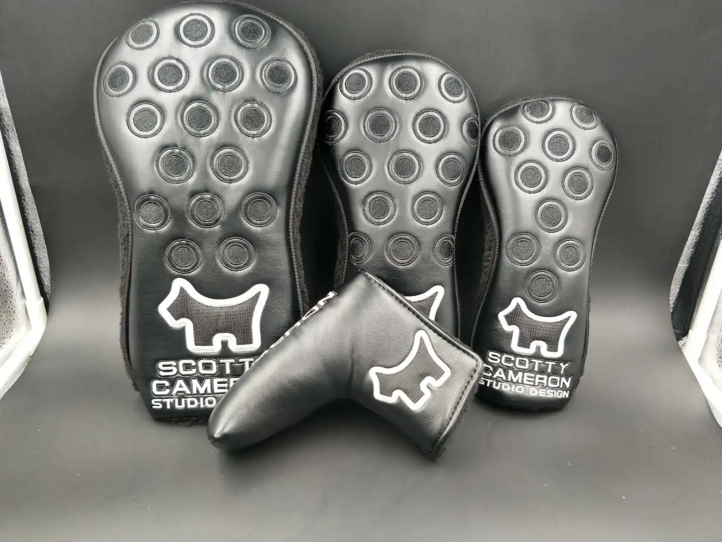 Golf wood cover
Golf wood cover