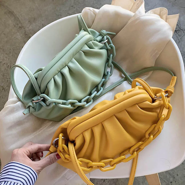 New Ins women Bag 2020 new fashion Korean style versatile ladies handbag one shoulder crossbar Femal Pu leather cloud bag BM029
New Ins women Bag 2020 new fashion Korean style versatile ladies handbag one shoulder crossbar Femal Pu leather cloud bag BM029