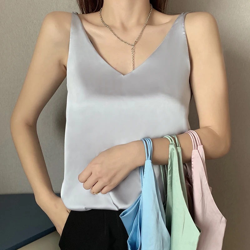 Korean Fashion SATIN Tank Top Women Office Lady Cami Top Streetwear Green Women Spaghetti Strap Tank Top Ropa De Mujer
Korean Fashion SATIN Tank Top Women Office Lady Cami Top Streetwear Green Women Spaghetti Strap Tank Top Ropa De Mujer