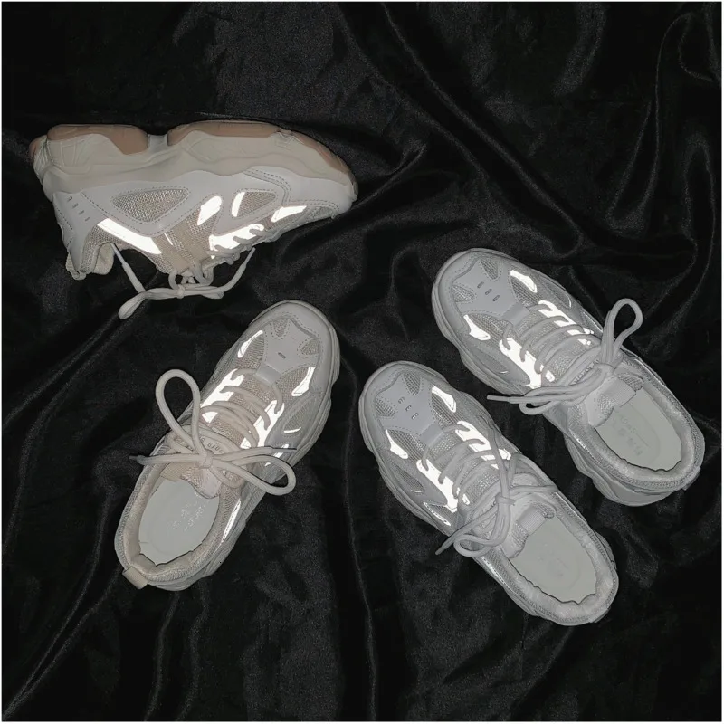 Ins popular reflect light old daddy shoes woman harajuku ulzzang joker base wind sneakers for female casual streetwear shoes
Ins popular reflect light old daddy shoes woman harajuku ulzzang joker base wind sneakers for female casual streetwear shoes