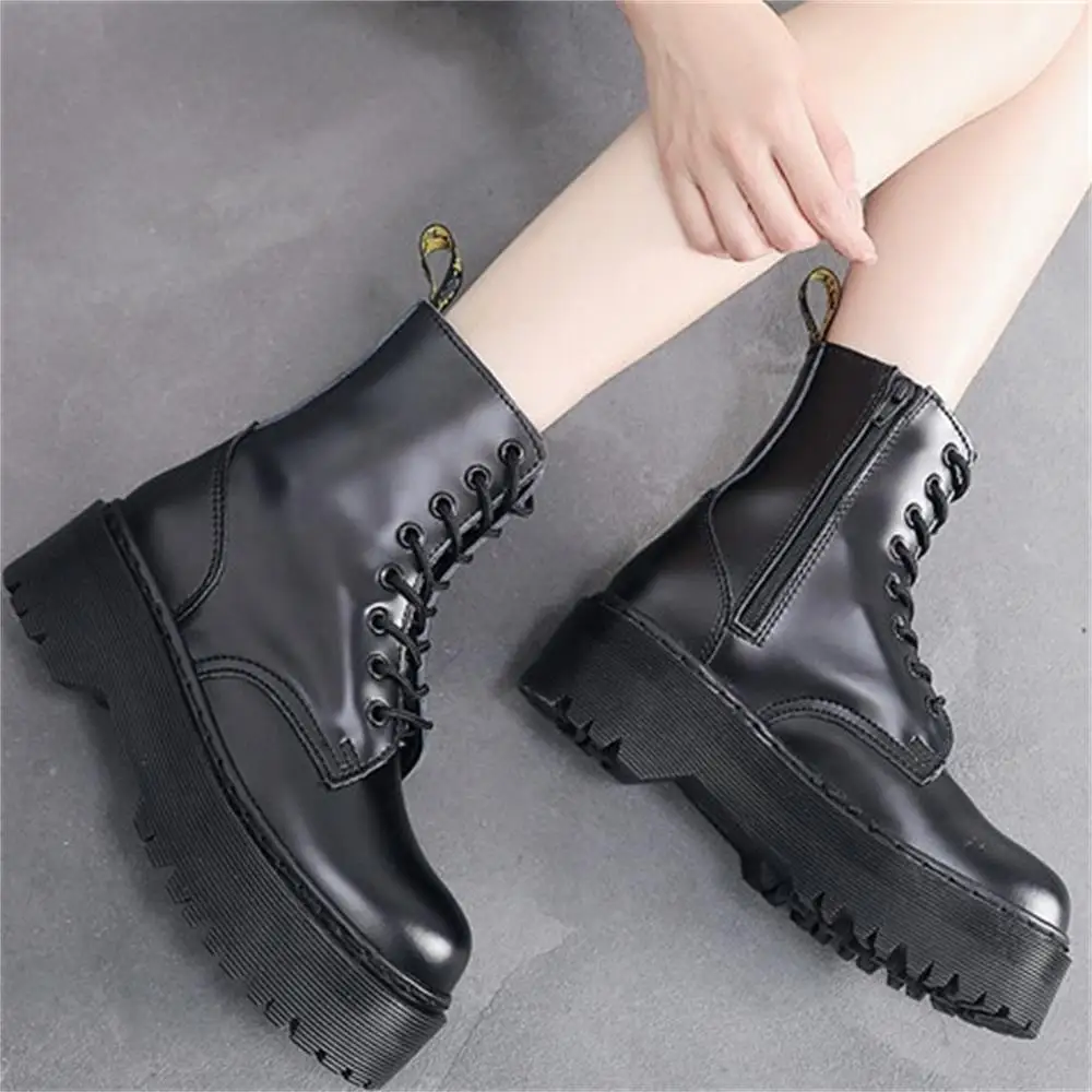 Genuine Leather Platform Punk Boots Women Luxury Brand Designer Goth Shoes Female Ladies Ankle Boots Chaussures Botas Mujer Buty
Genuine Leather Platform Punk Boots Women Luxury Brand Designer Goth Shoes Female Ladies Ankle Boots Chaussures Botas Mujer Buty