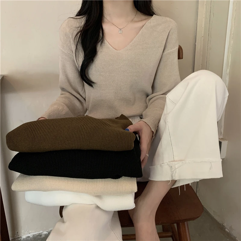 Early autumn blouse women's knitwear 2021 new style design V-neck sweater with long sleeve base shirt, Korean fashion
Early autumn blouse women's knitwear 2021 new style design V-neck sweater with long sleeve base shirt, Korean fashion