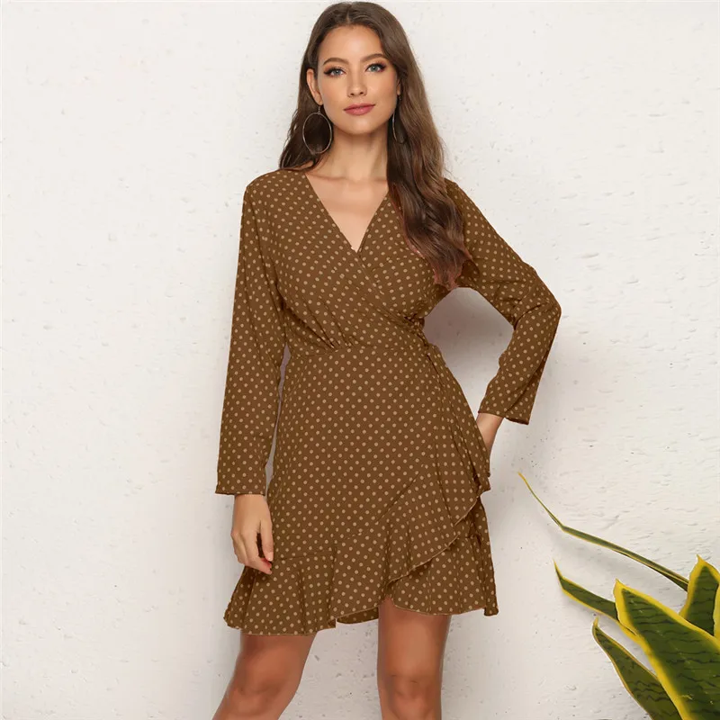 Elegant 2021 New Women's Polka Dot Ruffle Wrap Dress Full Sleeve Asymmetrical Slim V-Neck Ladies Summer Dress 
Elegant 2021 New Women's Polka Dot Ruffle Wrap Dress Full Sleeve Asymmetrical Slim V-Neck Ladies Summer Dress