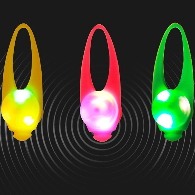 Ошейник для собак и кошек со светодиодной подсветкой 
Ошейник для собак и кошек со светодиодной подсветкой