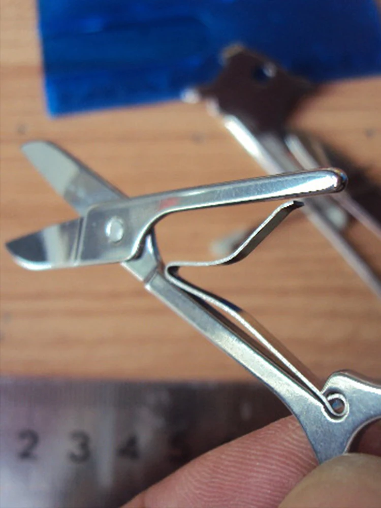 Survival Cards with Light EDC Wallet Multifunction Fishing Tactical Knife Fork Sets Portable Outdoor Camping Tool for Hiking 
Survival Cards with Light EDC Wallet Multifunction Fishing Tactical Knife Fork Sets Portable Outdoor Camping Tool for Hiking