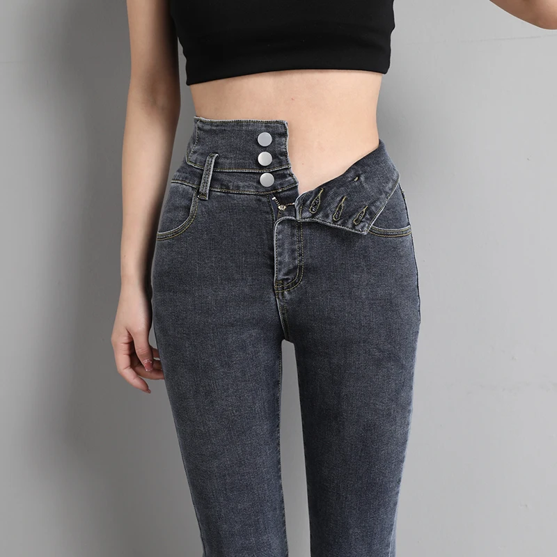 Женские узкие джинсы на пуговицах, повседневные Простые джинсовые брюки-карандаш с высокой талией, синие, серые, черные, весна 2023
Женские узкие джинсы на пуговицах, повседневные Простые джинсовые брюки-карандаш с высокой талией, синие, серые, черные, весна 2023