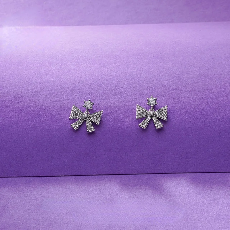 Women's Bowknot Earrings Sweet and Cute Small Fresh Style Student Commuting Daily Collocation
Women's Bowknot Earrings Sweet and Cute Small Fresh Style Student Commuting Daily Collocation