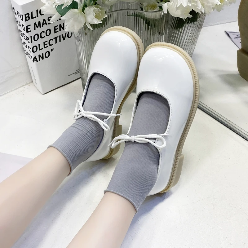 Shoes Woman Flats British Style Oxfords Round Toe Casual Female Sneakers Slip-on Modis Low Heels Shallow Mouth Bow-Knot Dress Pr 
Shoes Woman Flats British Style Oxfords Round Toe Casual Female Sneakers Slip-on Modis Low Heels Shallow Mouth Bow-Knot Dress Pr