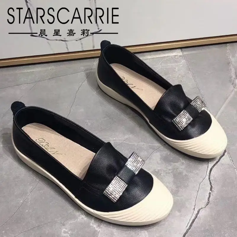 Leather small white shoes women's 2021 spring and summer new lazy flat bottomed versatile leather net red pregnant women's shoes
Leather small white shoes women's 2021 spring and summer new lazy flat bottomed versatile leather net red pregnant women's shoes