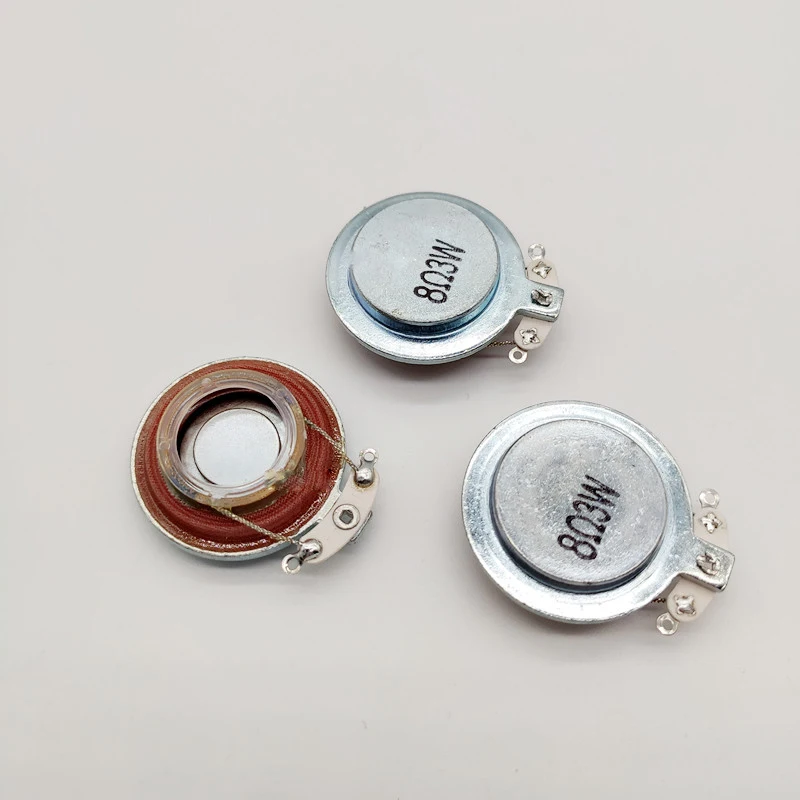 2 шт., 34 мм, 8 Ом, 3 Вт
2 шт., 34 мм, 8 Ом, 3 Вт