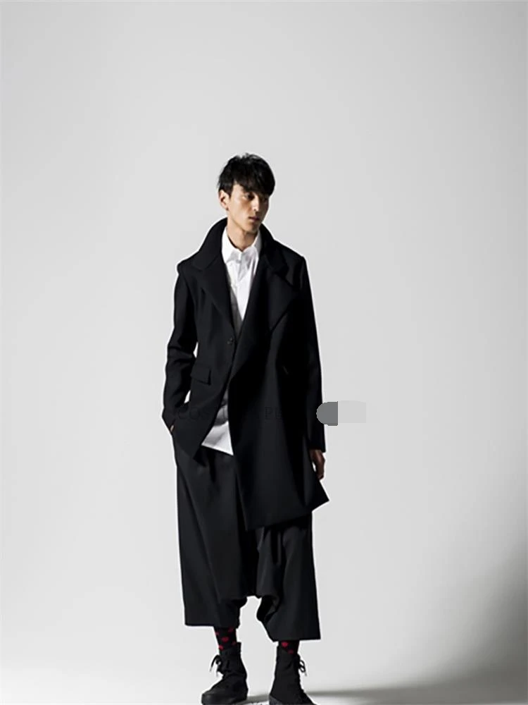 Men's new windbreaker coat irregular asymmetrical loose large size customized autumn and winter coat
Men's new windbreaker coat irregular asymmetrical loose large size customized autumn and winter coat