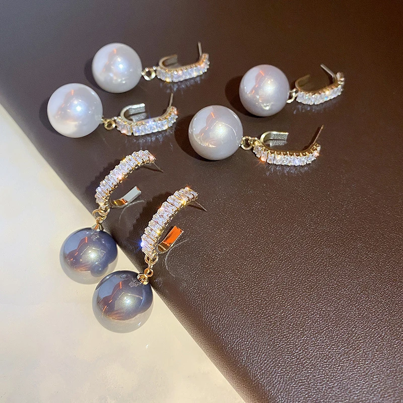 2021 New Fashion Korean Oversized White Pearl Drop Earrings for Women Bohemian Golden Round Pearl Wedding Earrings Jewelry Gift
2021 New Fashion Korean Oversized White Pearl Drop Earrings for Women Bohemian Golden Round Pearl Wedding Earrings Jewelry Gift