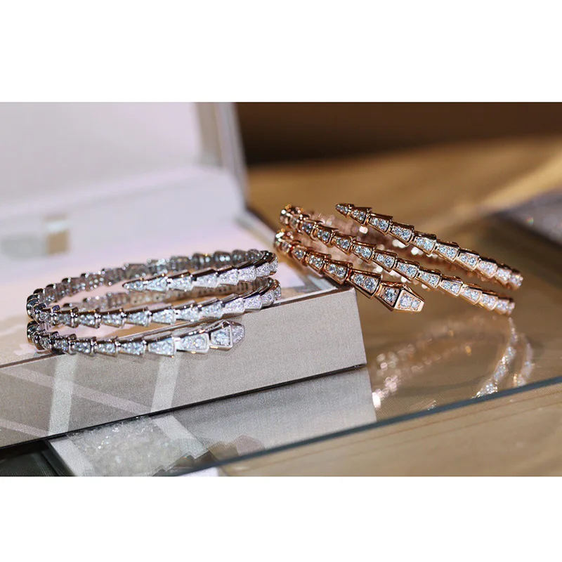 Original designer women jewelry classic Bracelet Wedding Party accessories couple gift women's dream
Original designer women jewelry classic Bracelet Wedding Party accessories couple gift women's dream