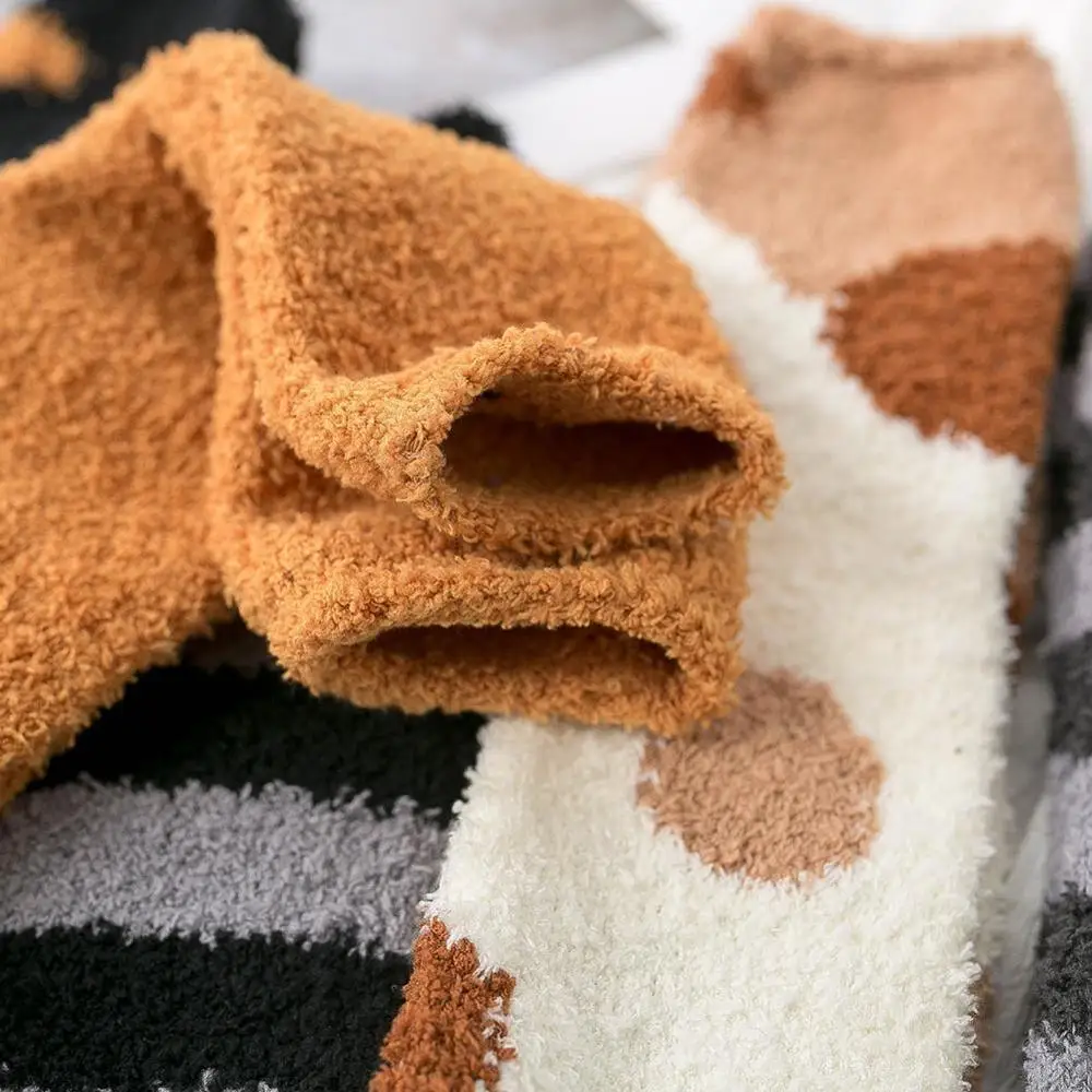 Autumn and Winter Cat Claws 1 Pair of Plush Coral Fleece Cute Sleeping Floor Thick Female Warm Tube Socks Socks Sleep Socks V3W3
Autumn and Winter Cat Claws 1 Pair of Plush Coral Fleece Cute Sleeping Floor Thick Female Warm Tube Socks Socks Sleep Socks V3W3